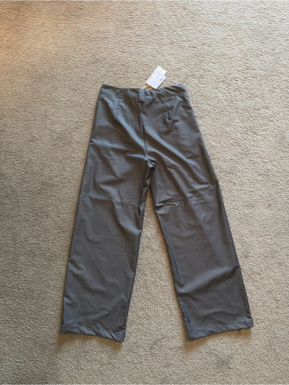 Commense High-Waist Wide-Leg Trousers in Gray - Picture 3 of 5